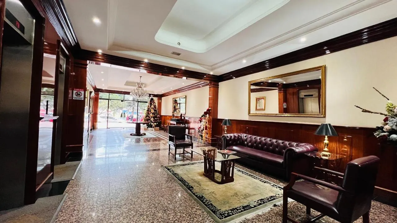 Departamento De Lujo 2 Habitaciones, 2 Banos, Wifi, Parqueadero, Republica De El Salvador Quito