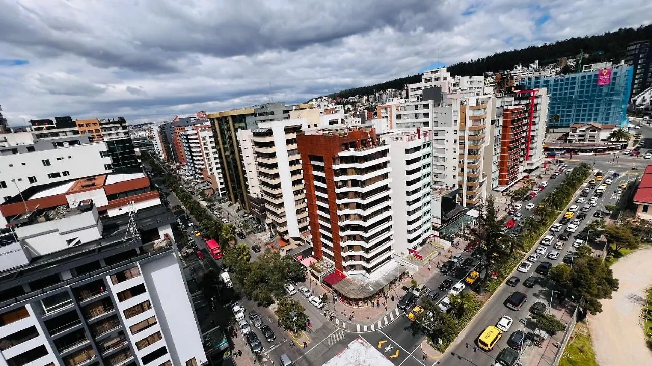 Departamento De Lujo 2 Habitaciones, 2 Banos, Wifi, Parqueadero, Republica De El Salvador Quito 0*,